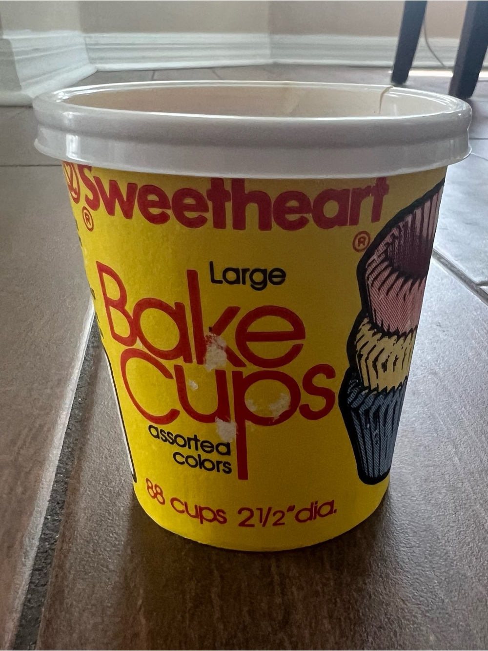 Large Bake Cups Sweetheart Vintage 88 ct